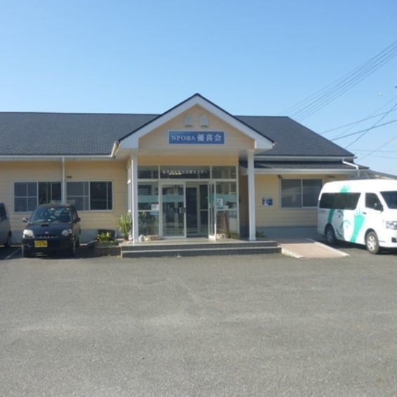 優喜会（きらら）