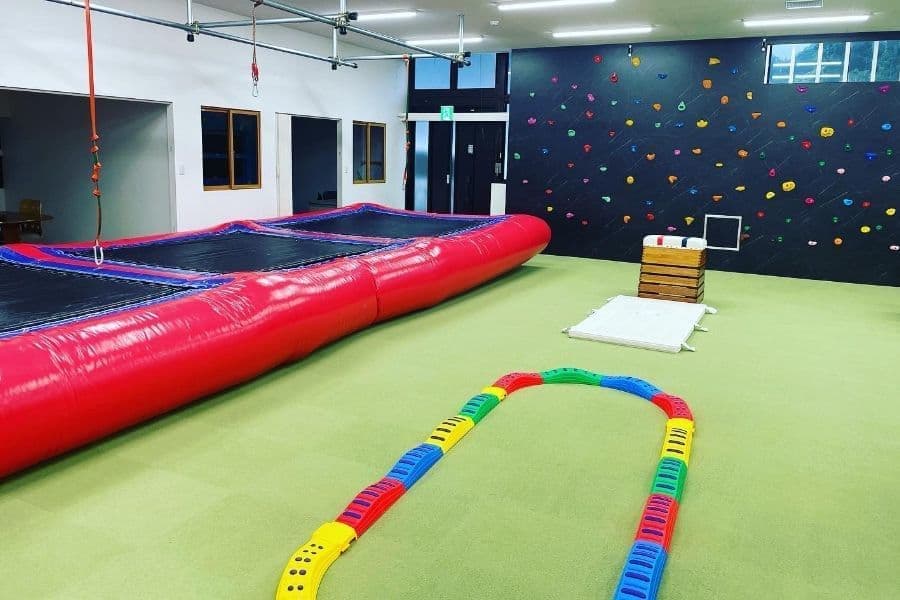 優喜会（きらら）