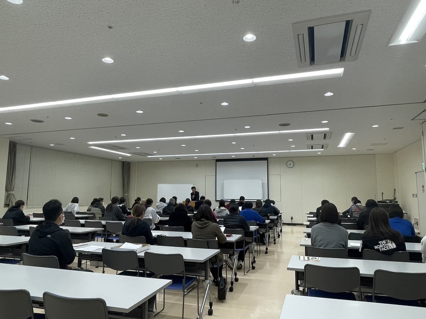 優喜会（きらら）